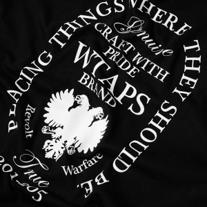 20-05-2014_wtaps_heraldrytee_black_3